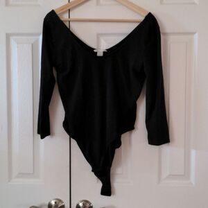 Like new H&M basic thong swoop neck bodysuit blouse top